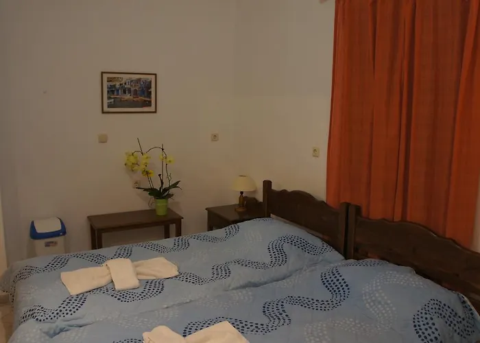 Pensionat Thea Pachaina