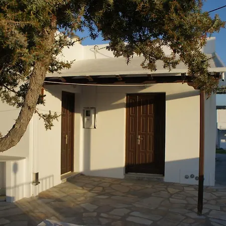 Guest house Thea Pachaina